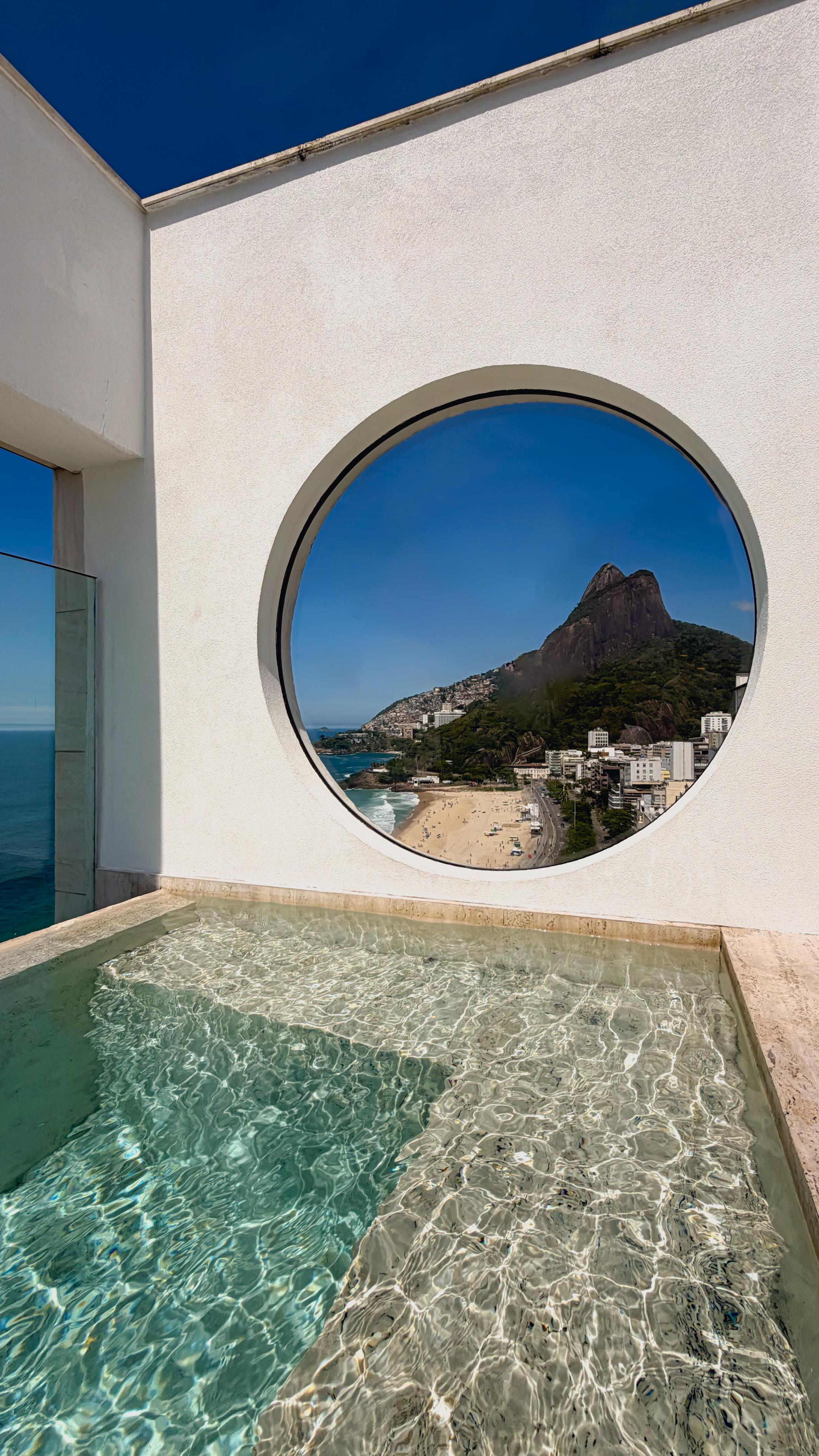 Rooftop do JANEIRO Hotel no Leblon